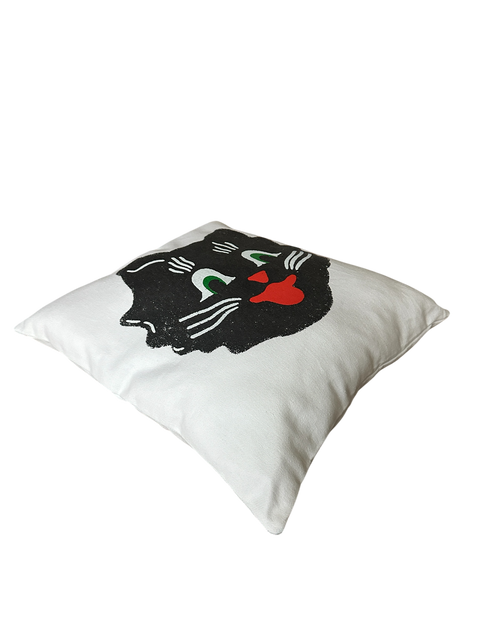 Theo Pillow White